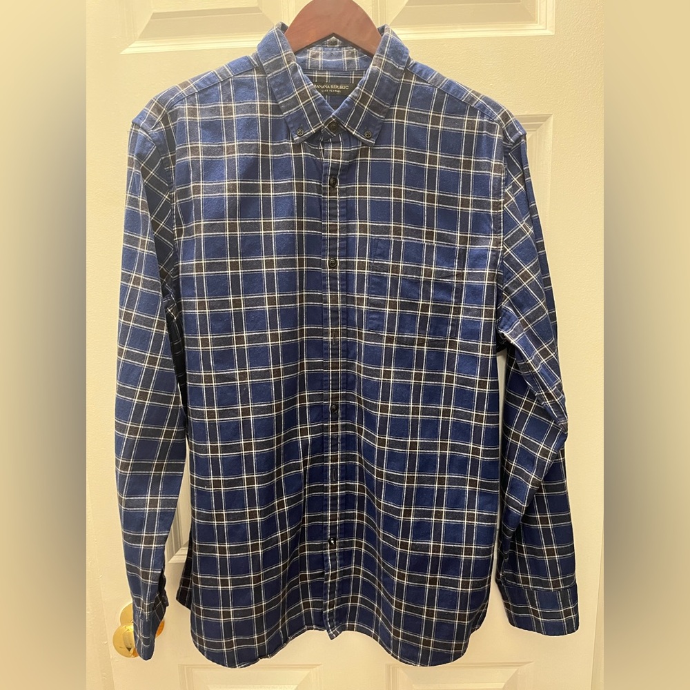 Banana Republic Luxe Flannel Navy Checkered Button Down Shirt
